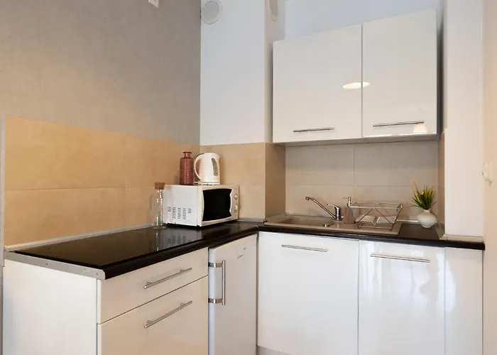 아파트 Ms - Zeromskiego 22 *