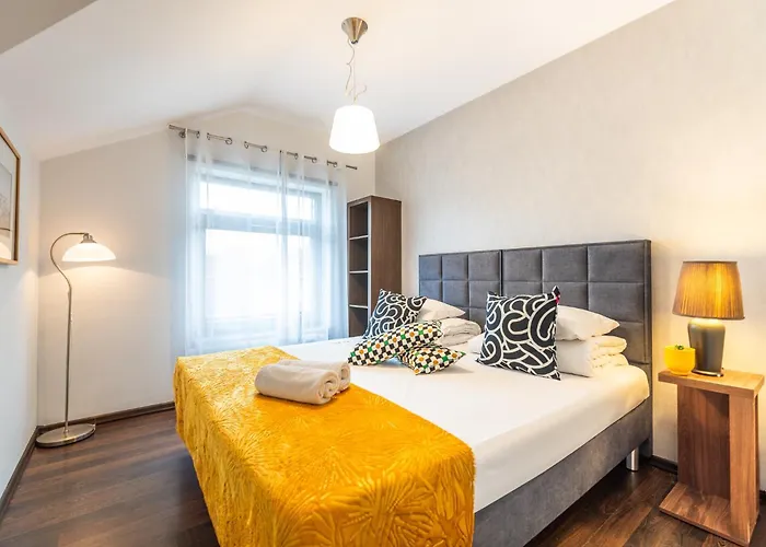 Ms - Zeromskiego 22 아파트