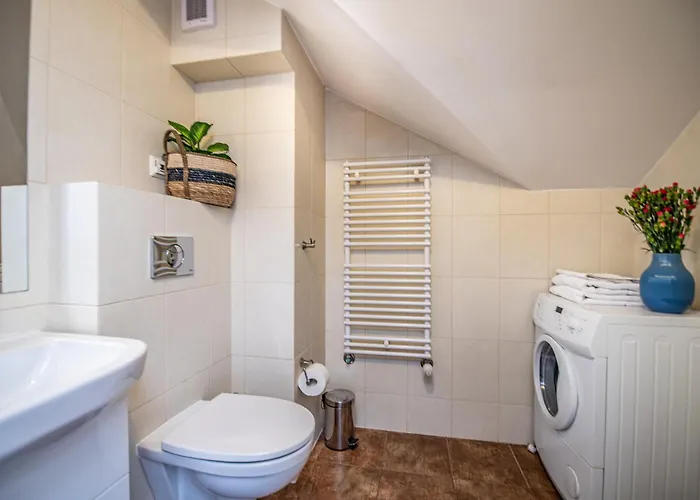 Ms - Zeromskiego 22 아파트