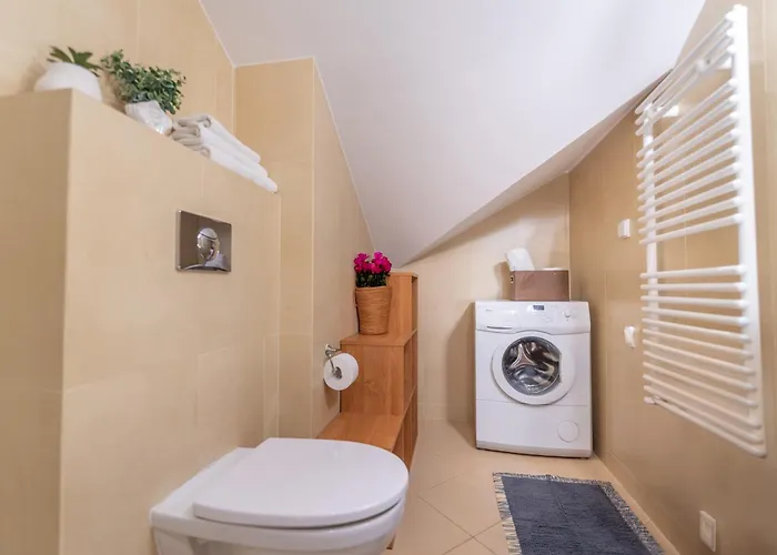 아파트 Ms - Zeromskiego 22 *